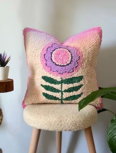 کوسن گل یاسی