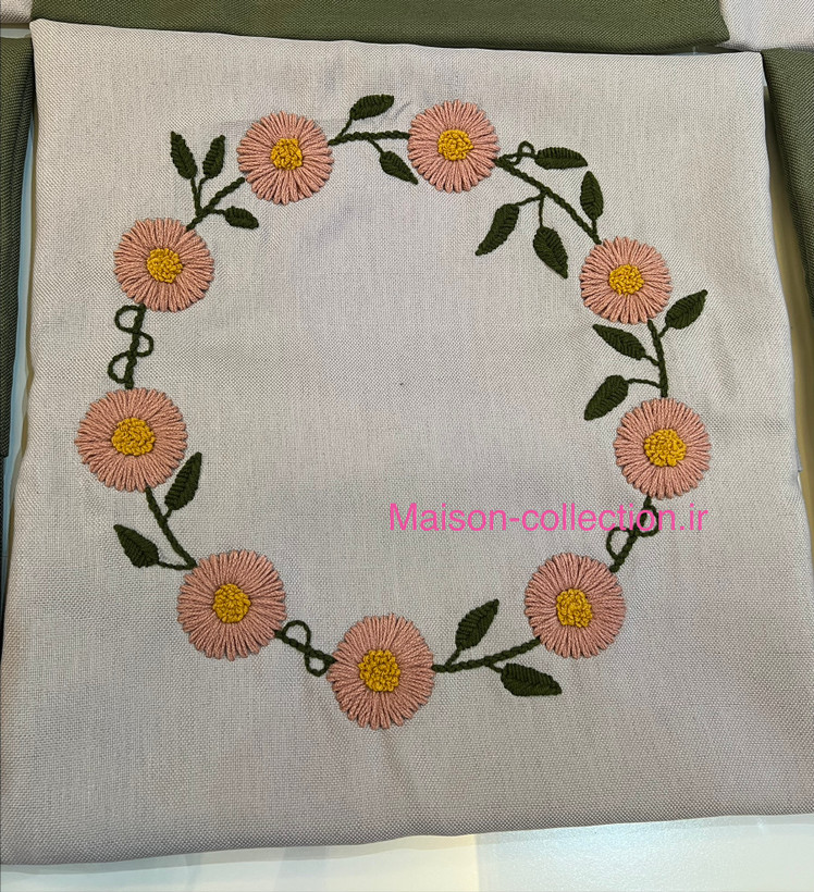 کاور کوسن طرح بابونه
