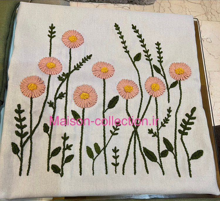 کاور کوسن طرح بابونه